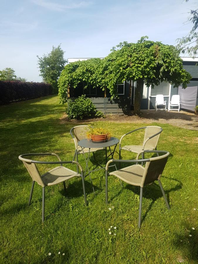 Luxe Bloemenzicht 4 Personen, Bnb, 10 Minuten Van Zee Breezand Exterior foto